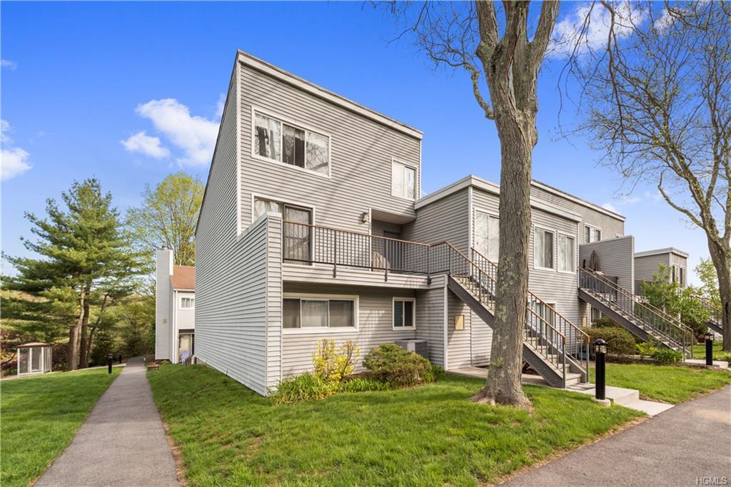 Property Photo: 208 Harris Road Ab4 NY 10536