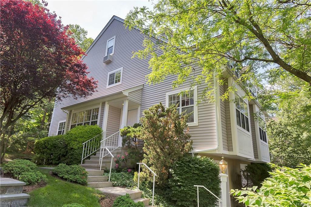 Property Photo: 6 Pondview Lane NY 10710