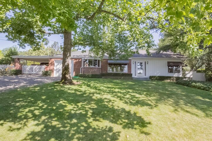 2675 Hillcrest  Medford OR 97504 photo