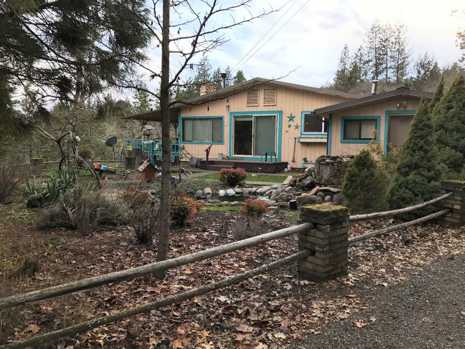 5333 Rogue River Drive  Eagle Point OR 97524 photo