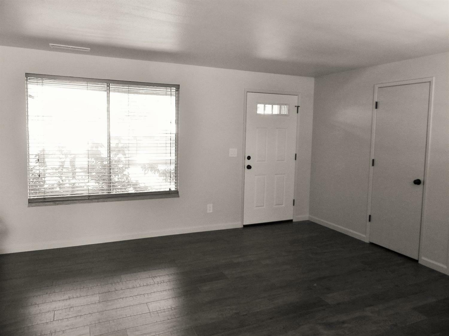 Property Photo:  2838 La Mirada Drive  OR 97504 