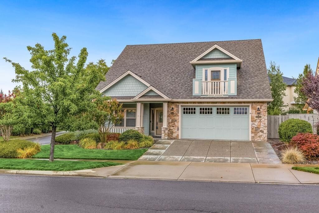 Property Photo: 3763 Creek View Drive OR 97504