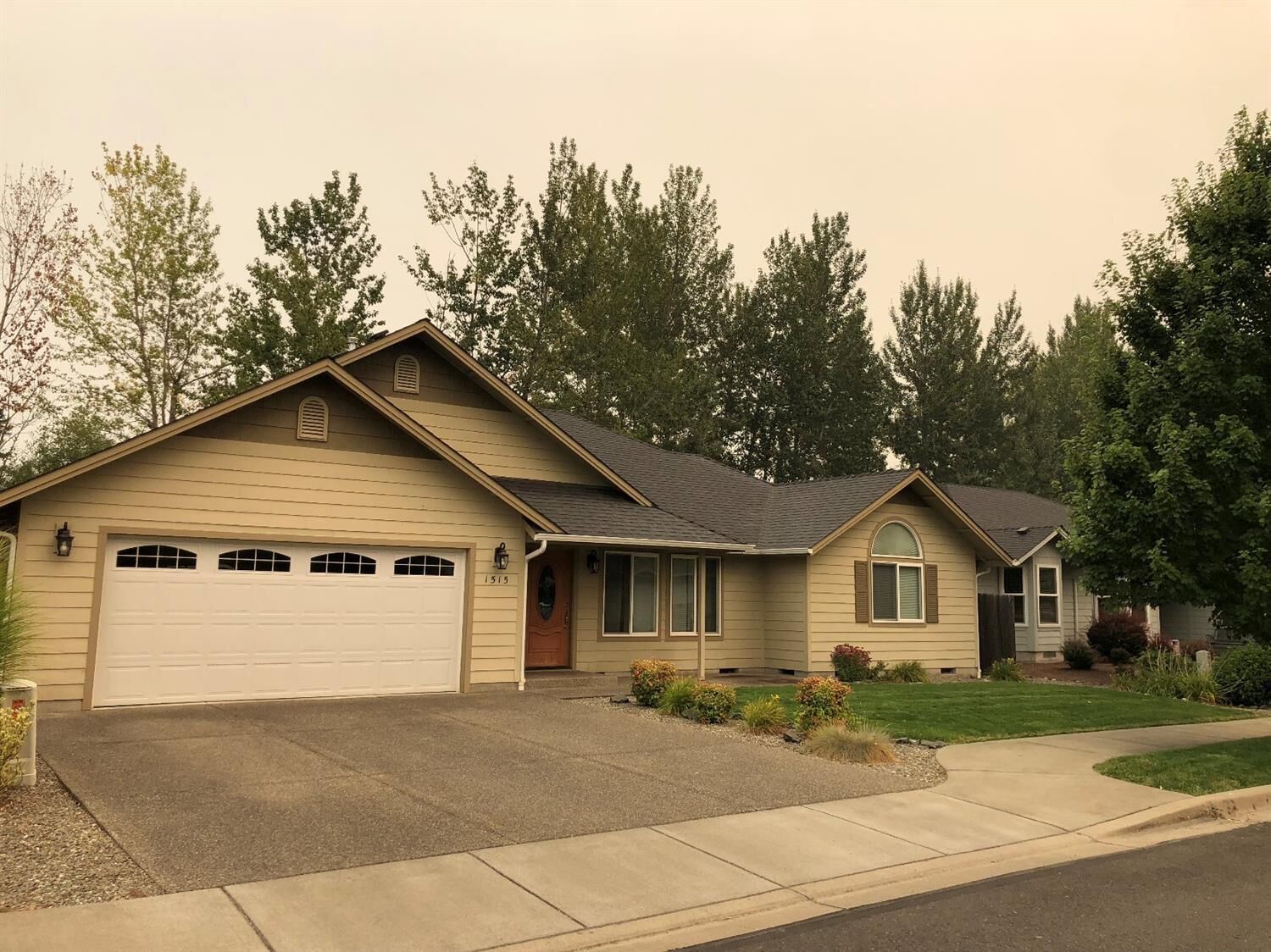 House for sale in Grants Pass 1515 Kokanee Lane, Grants Pass, OR 97527