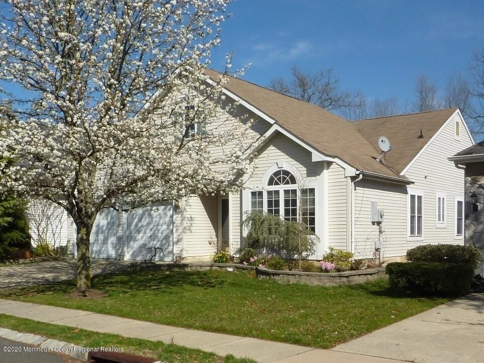 Property Photo:  27 Cypress Point Lane  NJ 08527 