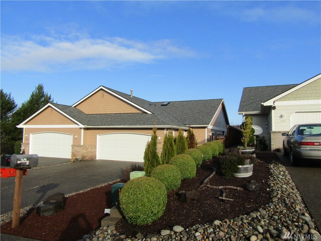 Property Photo:  3137 Sanderling Dr  WA 98550 