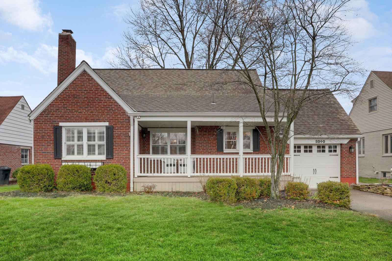 Property Photo: 2040 Jervis Road OH 43221