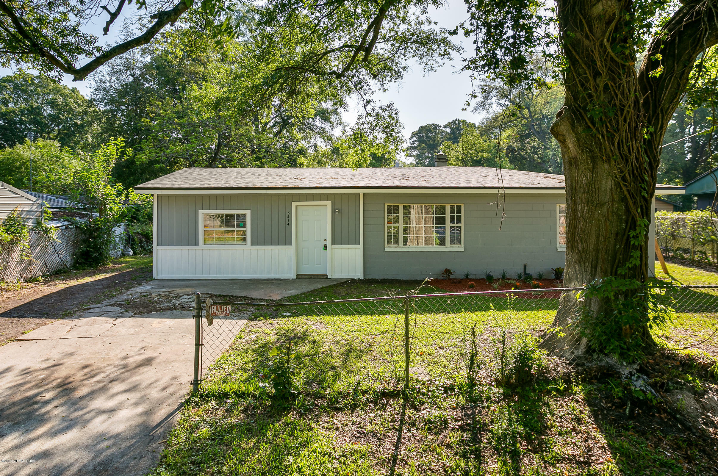 Property Photo:  3414 Brookhaven Drive  FL 32254 