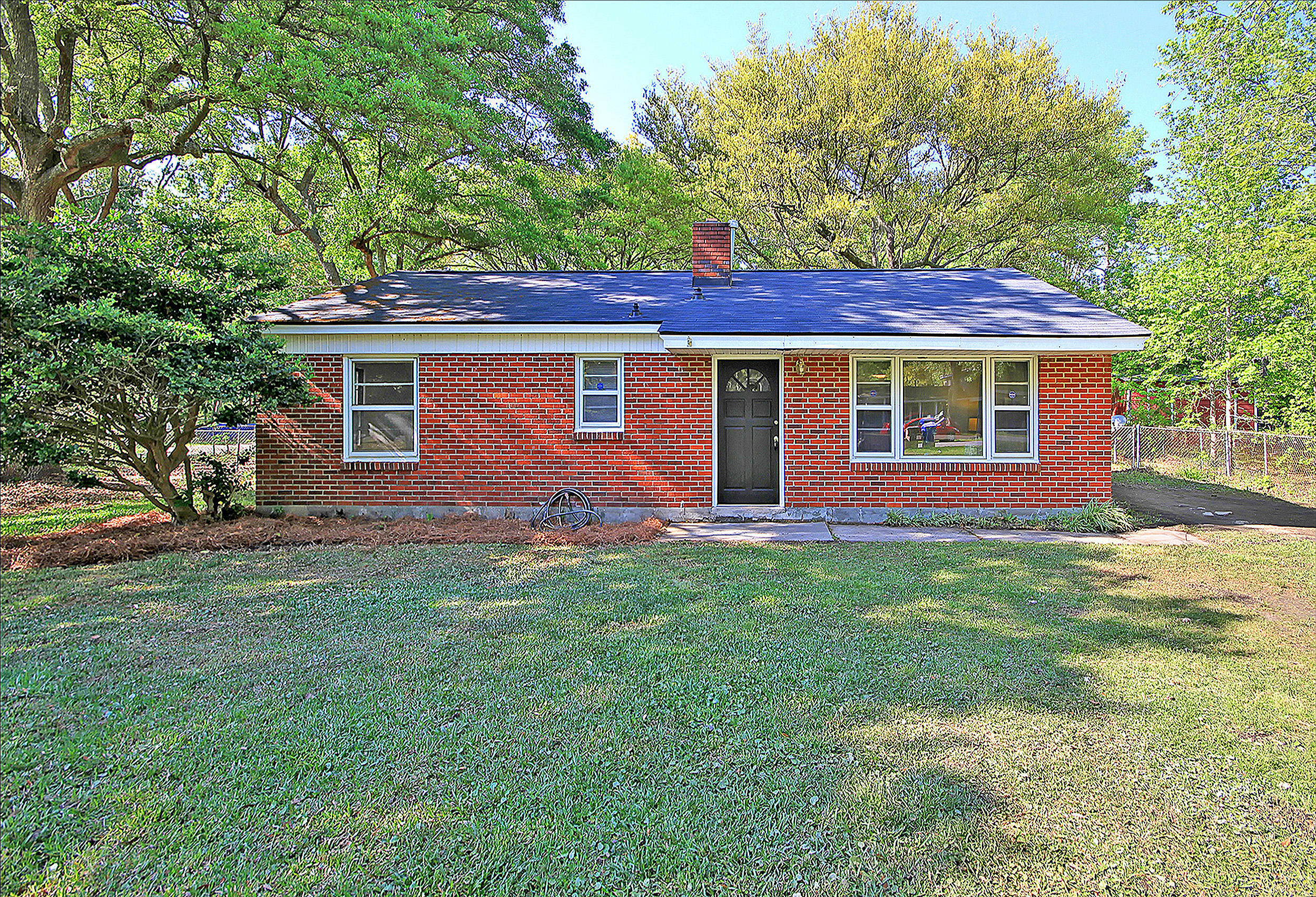 Property Photo:  1524 Shandon Street  SC 29412 