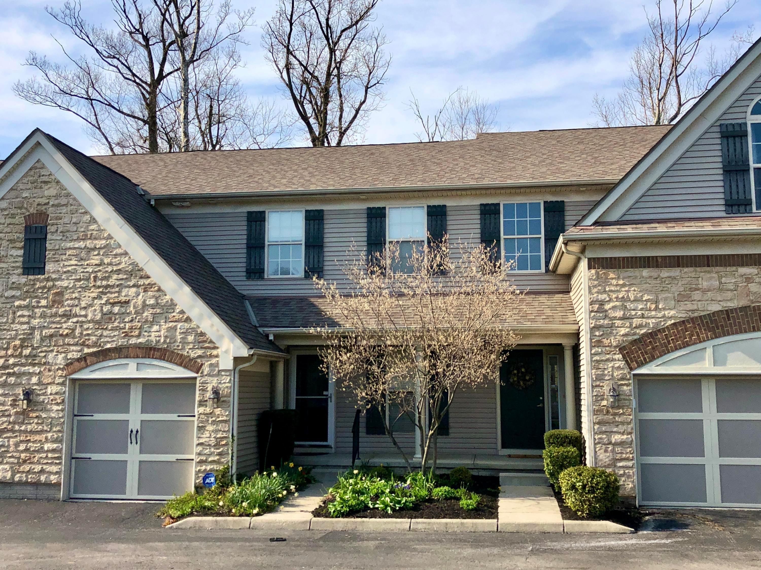 Property Photo: 2290 Village At Bexley Drive OH 43209