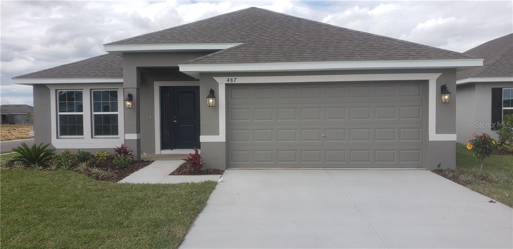 Property Photo: 309 Meadow Pointe Drive FL 33844