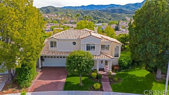 Property Photo:  25318 Bowie Court  CA 91381 