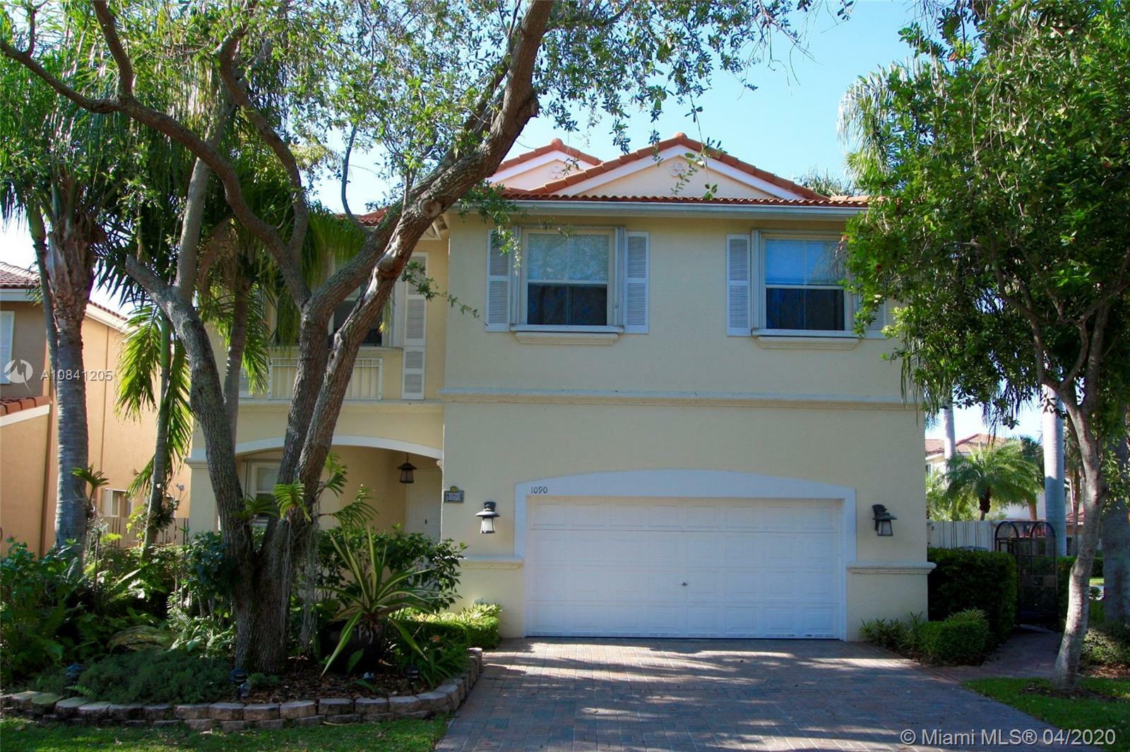 Property Photo:  1090 Corkwood St  FL 33019 