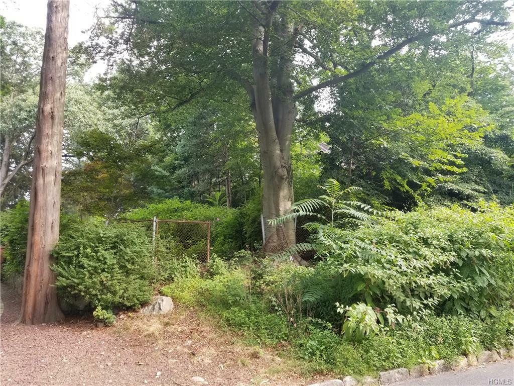 Property Photo:  65 Mercer Avenue  NY 10530 