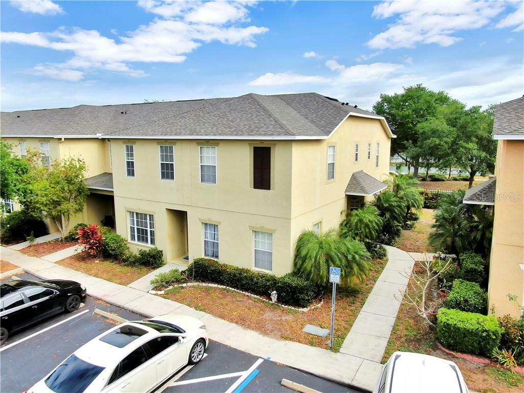 Property Photo:  13133 Kings Crossing Dr  FL 33534 