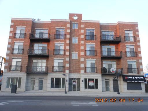 Property Photo: 3152 West Devon Avenue 3B IL 60659