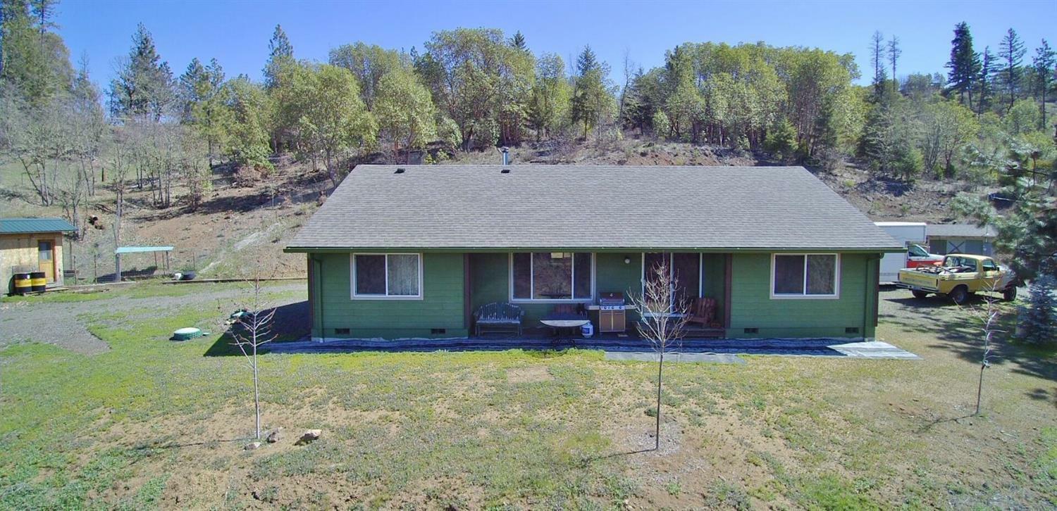 Property Photo:  19272 Antioch Road  OR 97503 