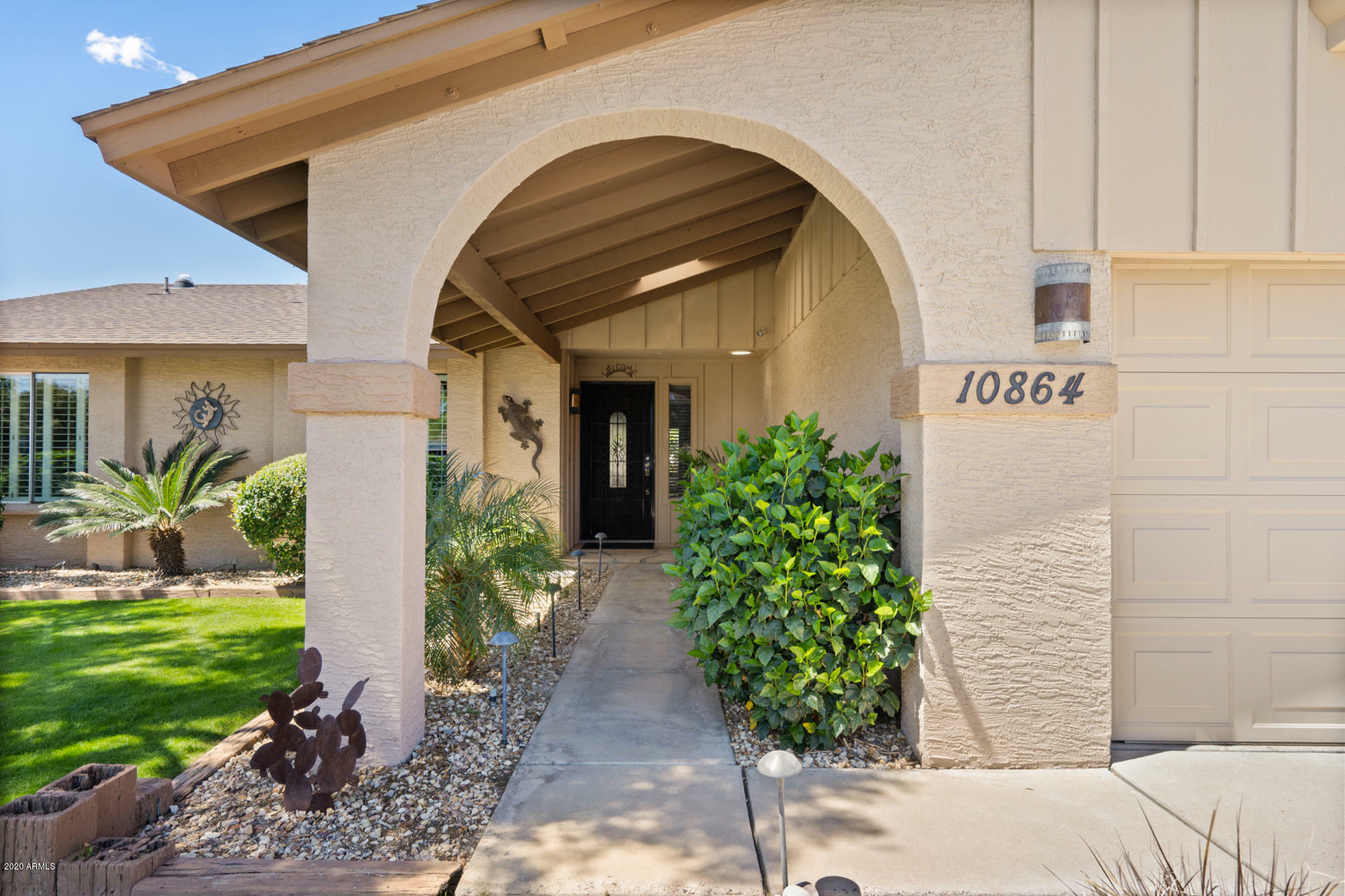 Property Photo:  10864 N 108th Place  AZ 85259 