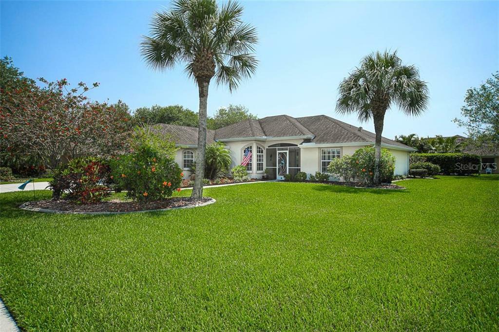 Property Photo:  7141 Dogwood Court  FL 34287 