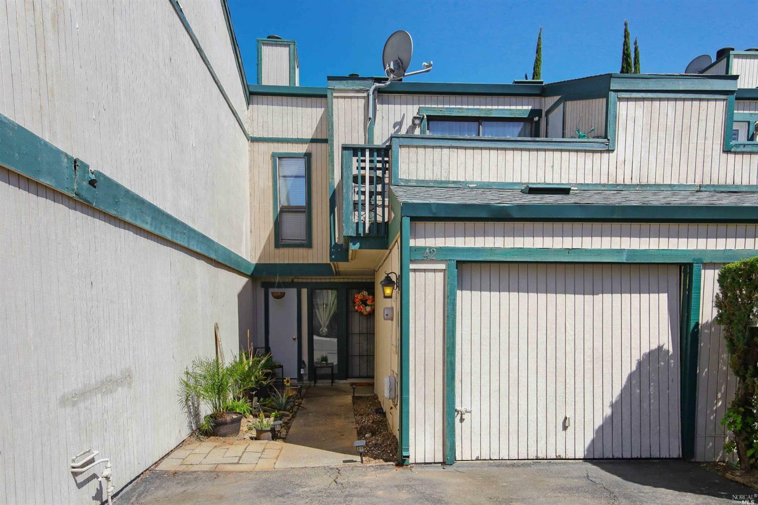 Property Photo:  299 Shasta Drive 42  CA 95687 