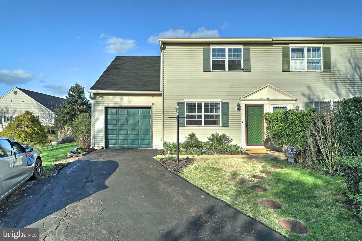 Property Photo: 3239 Cardinal Lane PA 17315