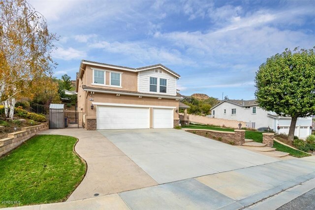 Property Photo:  635 N Muirfield Avenue  CA 93065 