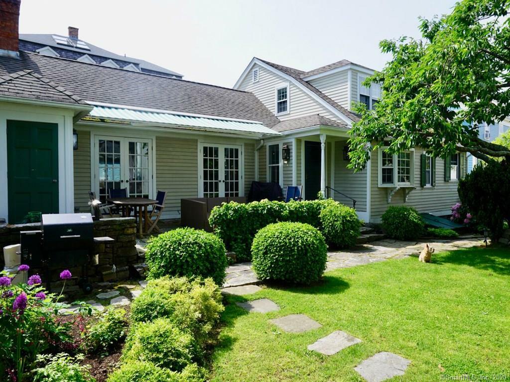 Property Photo:  17 Diving Street  CT 06378 