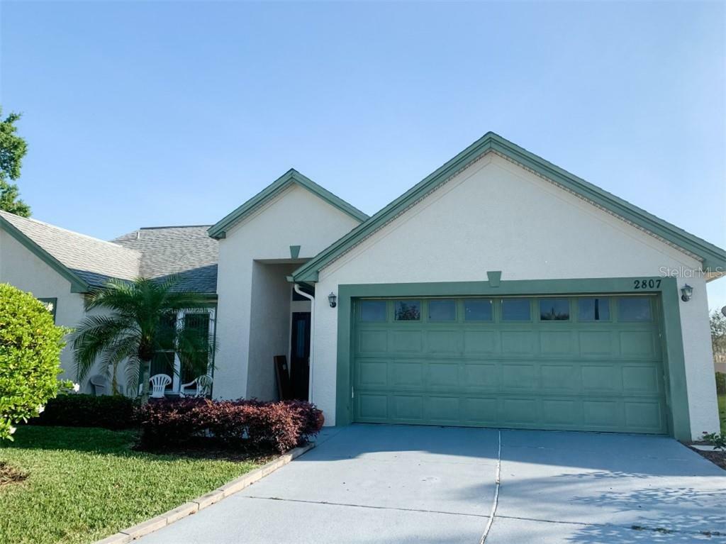 Property Photo:  2807 Sugarhill Court  FL 32822 