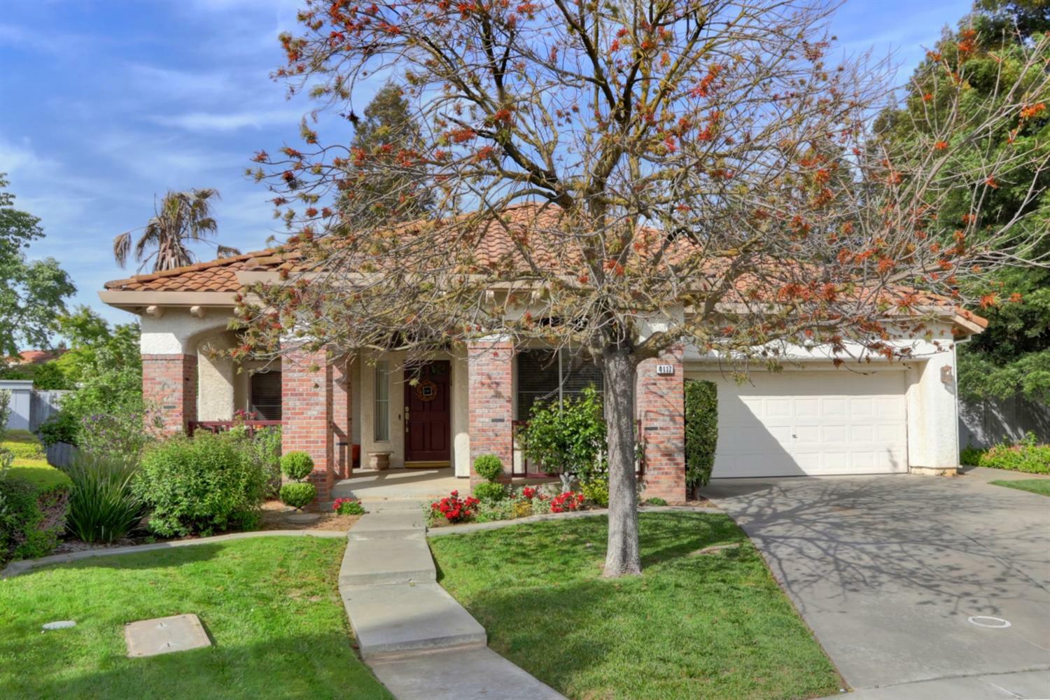 Property Photo:  4117 Packwood Court  CA 95758 