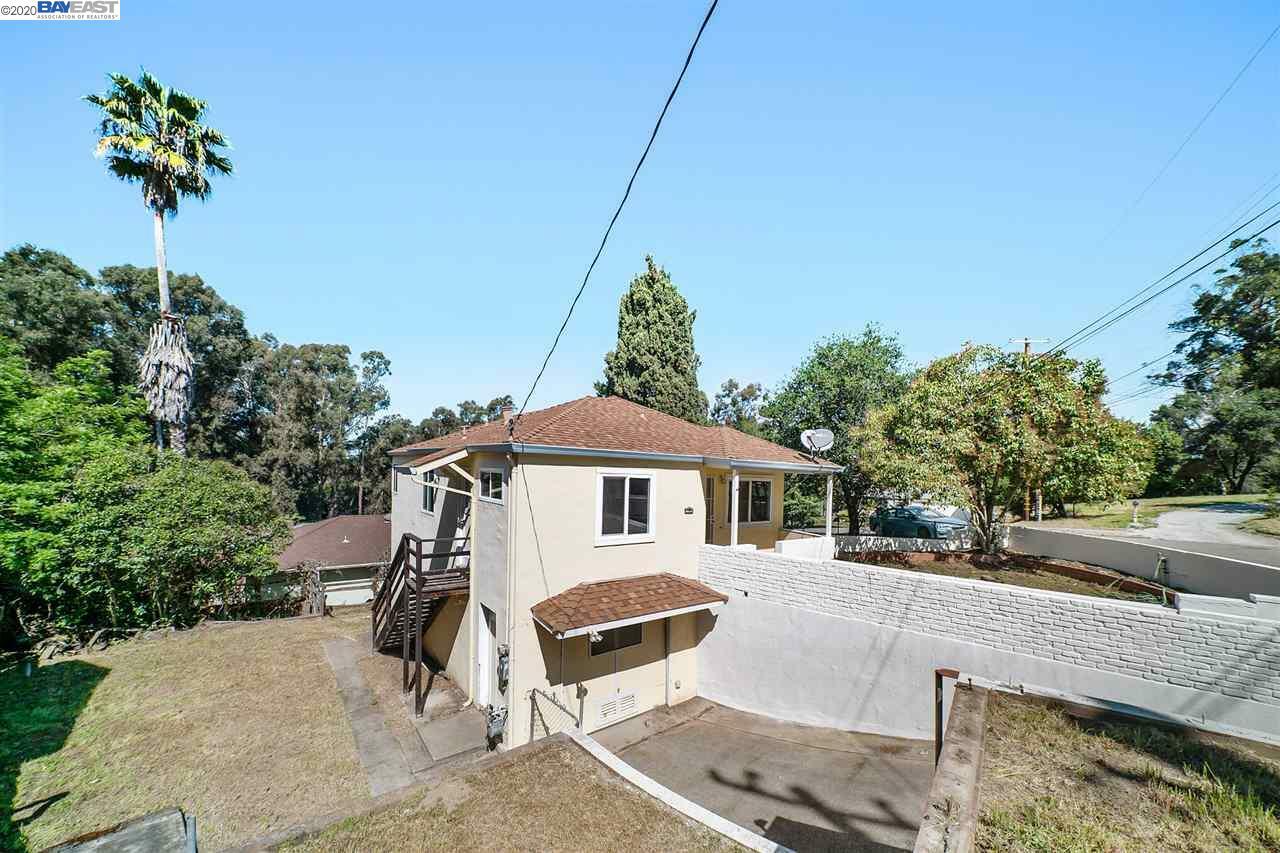 Property Photo:  22679 Valley View Dr  CA 94541 