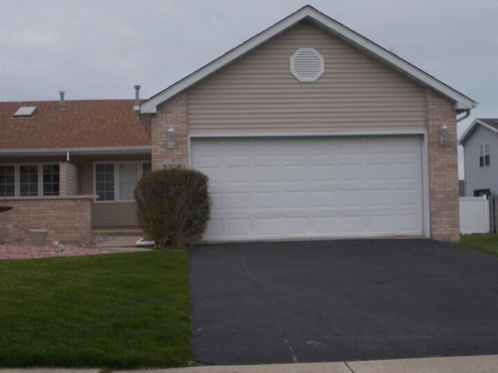 5708 Gull Drive  Schererville IN 46375 photo