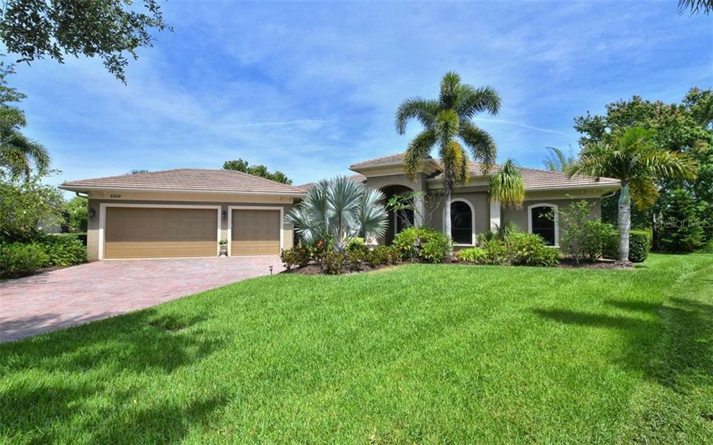 Property Photo:  5352 Hunt Club Way  FL 34238 