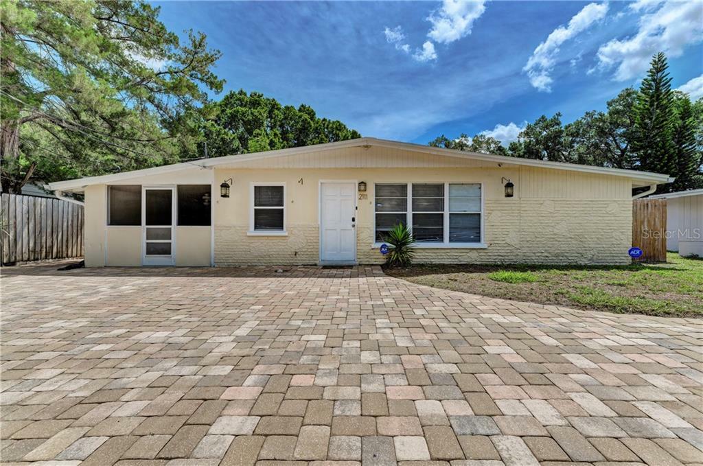 2111 Vinson Avenue  Sarasota FL 34232 photo