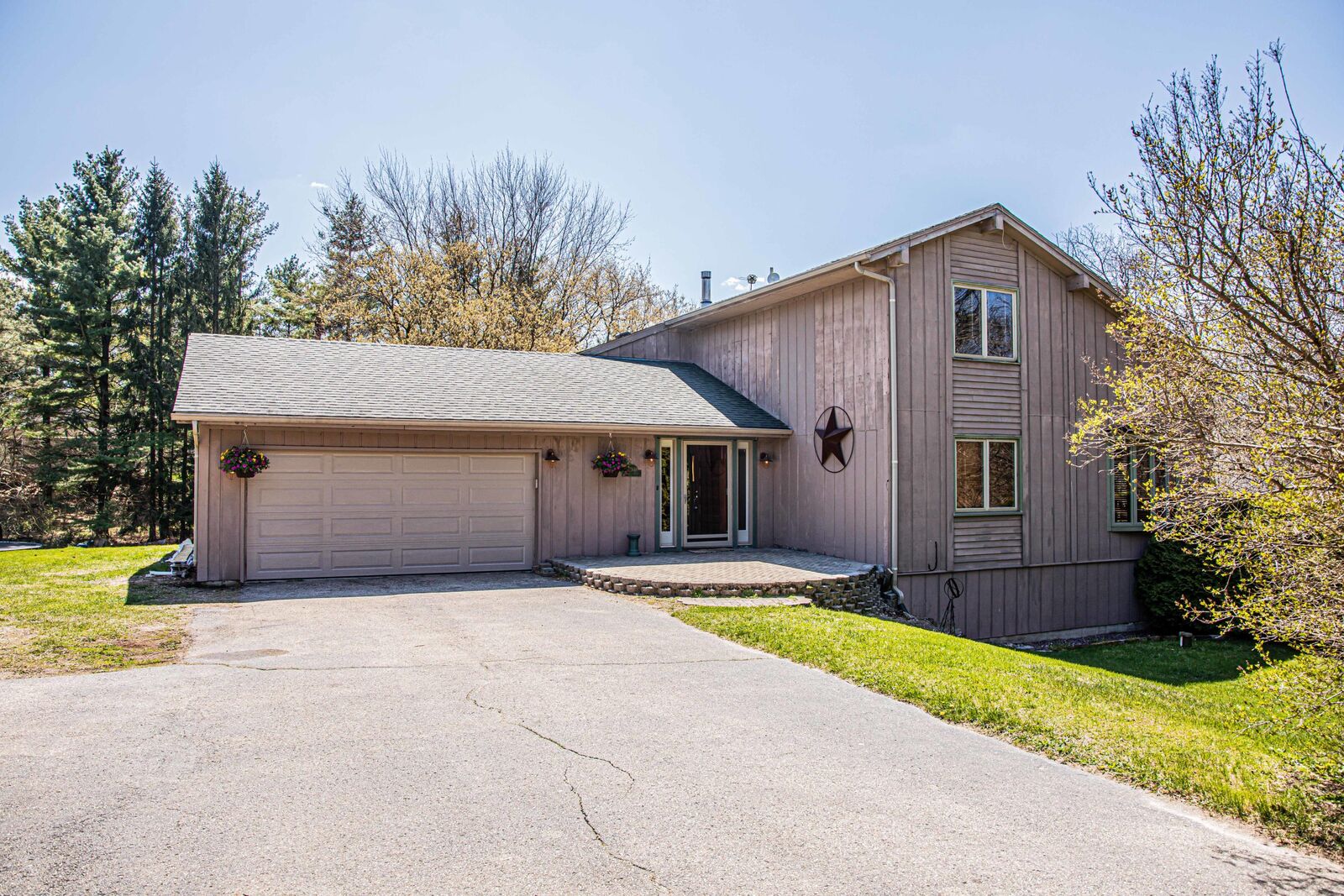 Property Photo:  W7649 Hackett Rd  WI 53190 