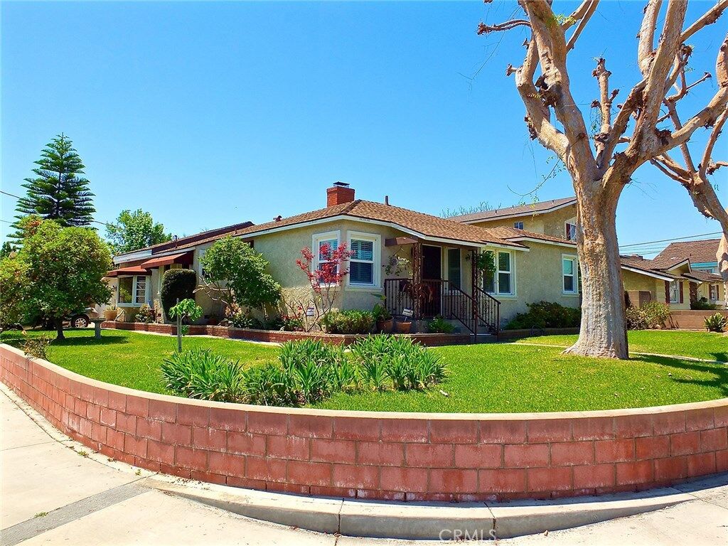 Property Photo: 9054 Laurel Street CA 90706