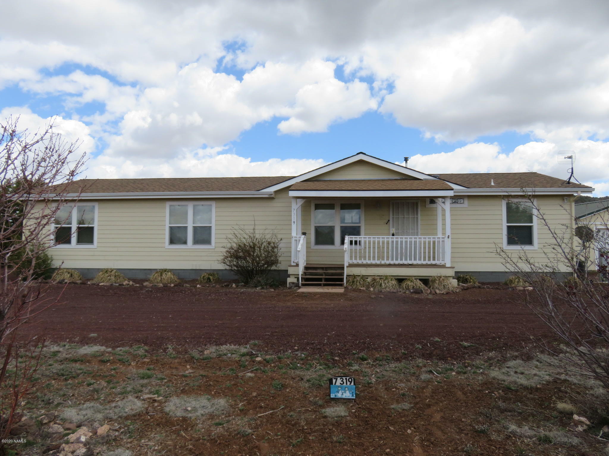 Property Photo:  7319 N Ponderosa Drive  AZ 86046 