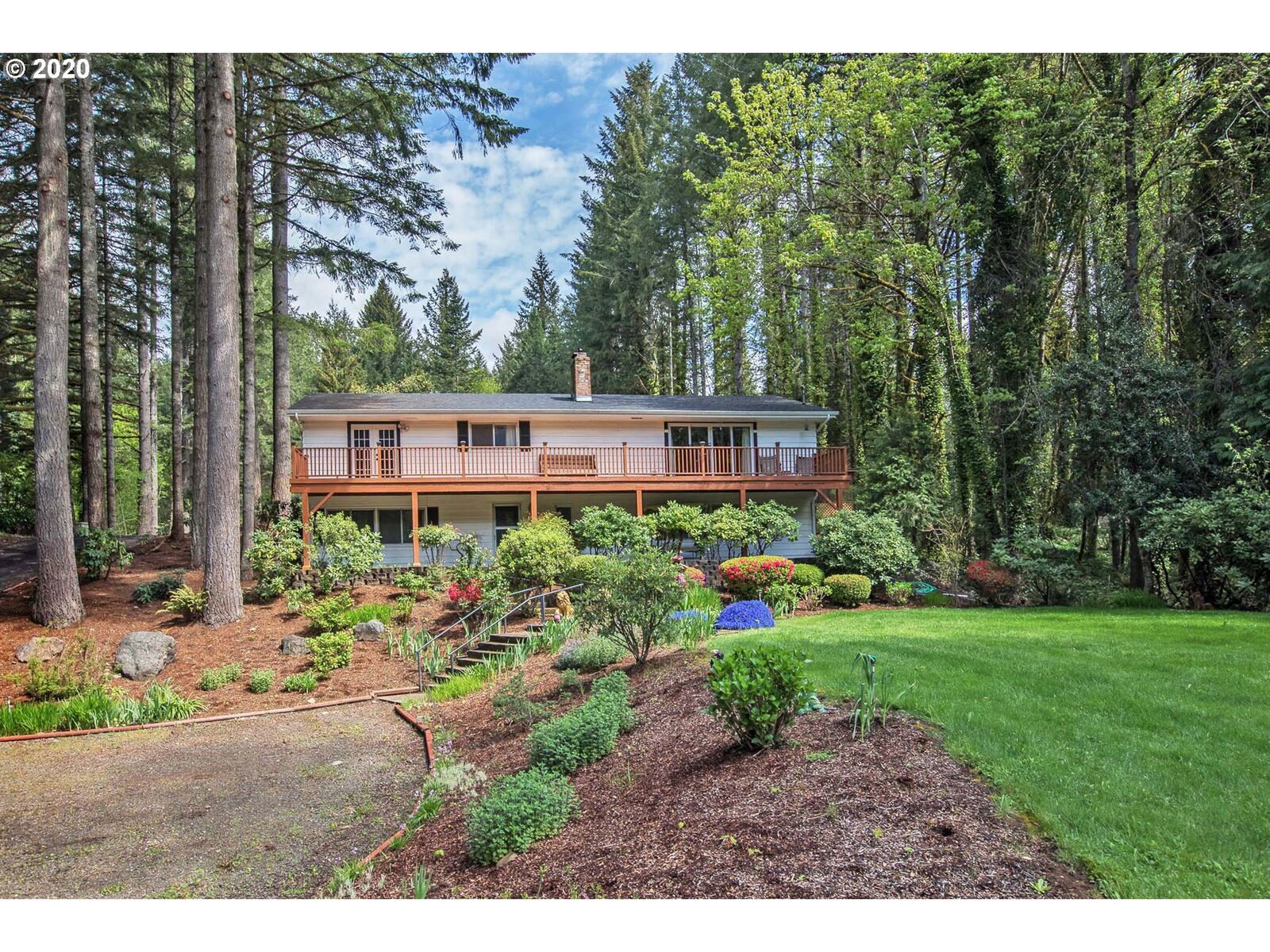 Property Photo:  44827 McKenzie Hwy  OR 97489 