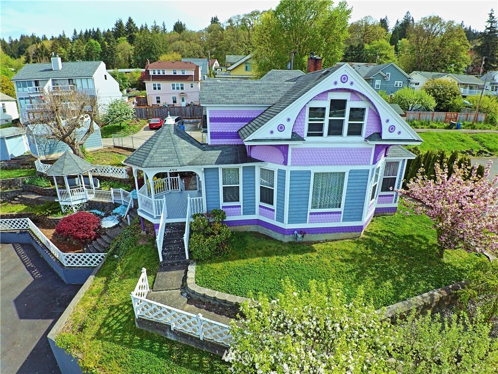 Property Photo: 262 Market WA 98532