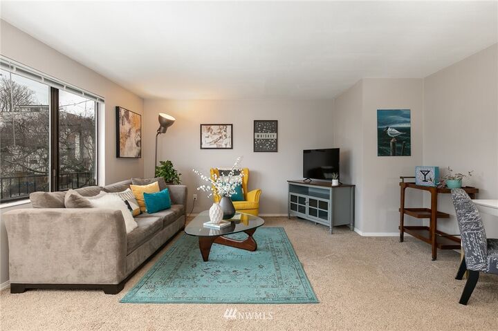 Property Photo: 6110 24th Avenue NW 205 WA 98107