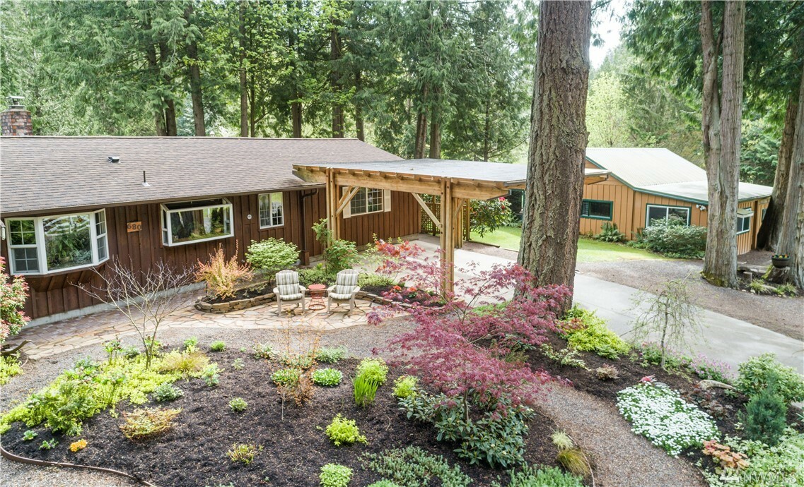 Property Photo: 680 Old Samish Rd WA 98229