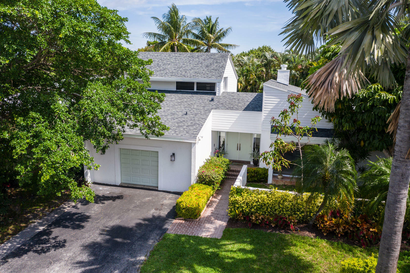 Property Photo:  734 S Ocean Boulevard  FL 33483 