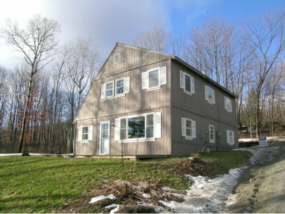 Property Photo:  24 Shadow Ln  VT 05461 