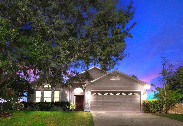 Property Photo:  16001 Lanesboro Court  FL 34711 