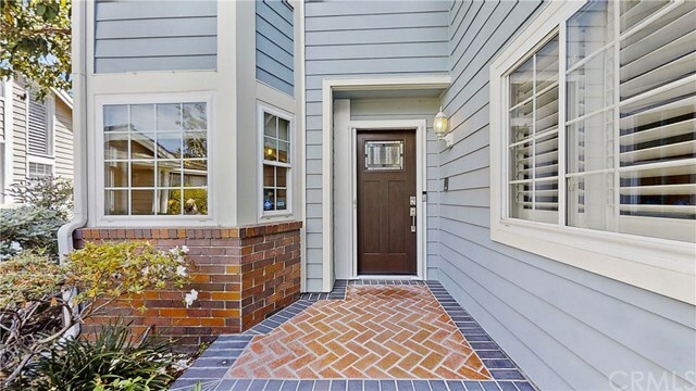 Property Photo: 420 Burlington Court 101 CA 90803