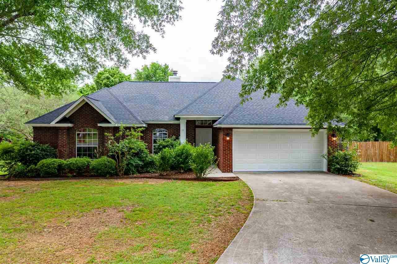 Property Photo:  111 Garden Brook Drive  AL 35758 