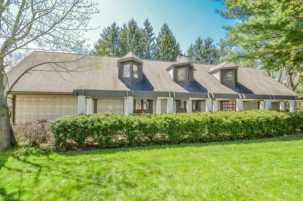 Property Photo: 2399 Colonnade Drive OH 44333
