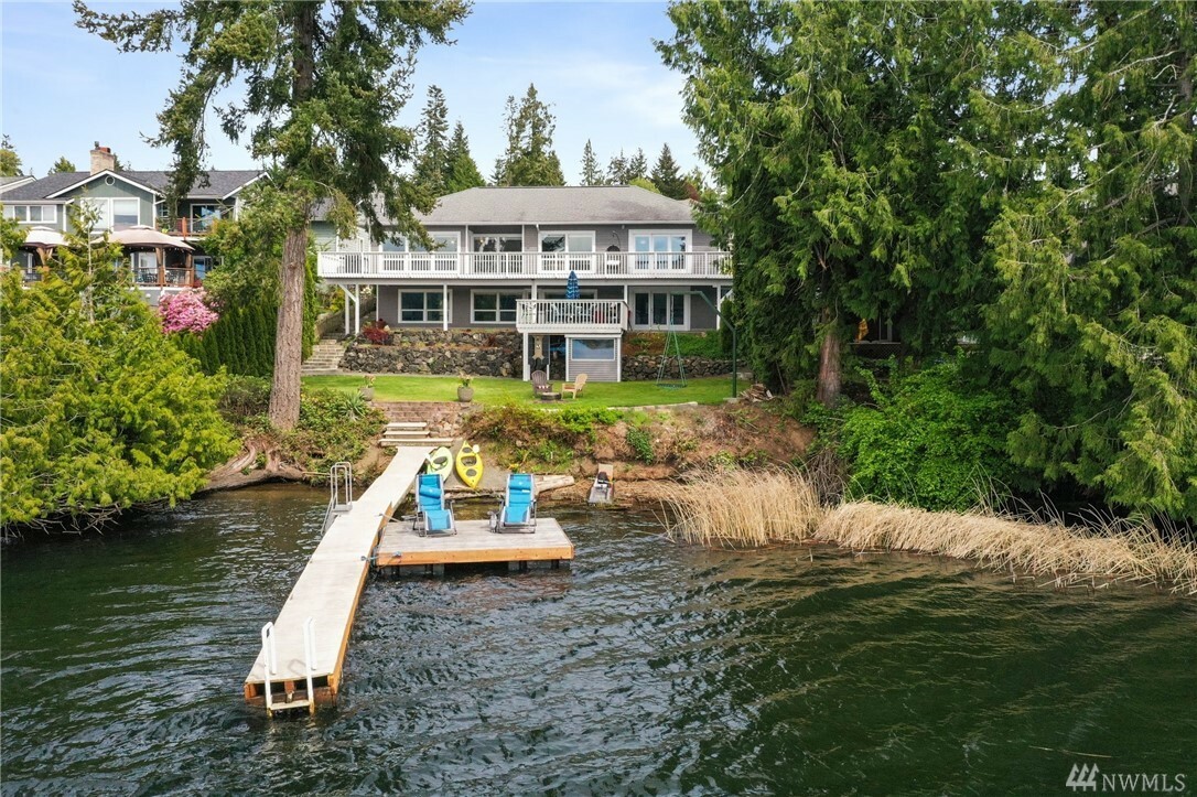 Property Photo: 6048 Osprey Cir WA 98312