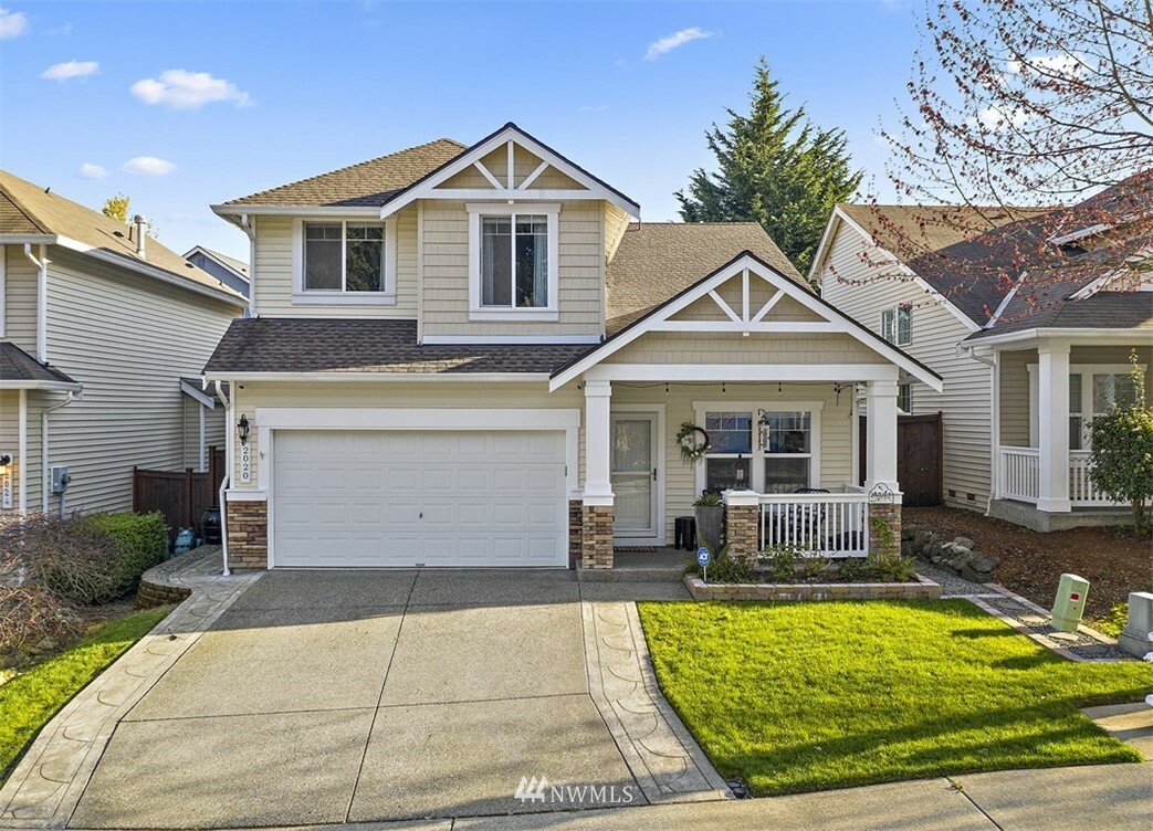 Property Photo: 2020 62nd Loop SE WA 98092
