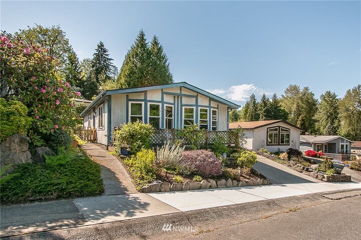 Property Photo:  17229  119th Avenue NE  WA 98011 