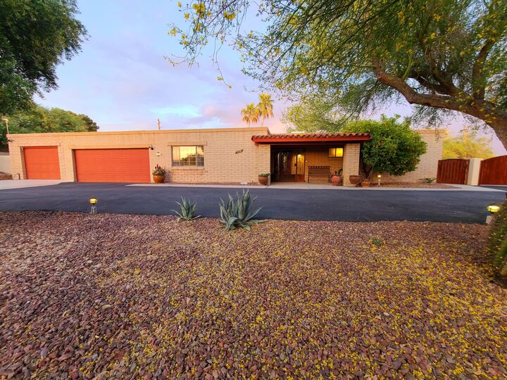 7332 N Paseo Montalban  Tucson AZ 85704 photo