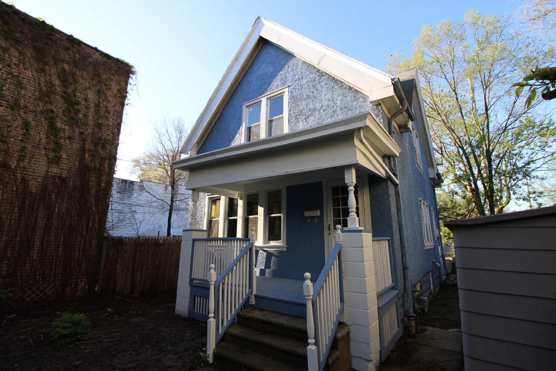 Property Photo: 3315 W National Ave WI 53215